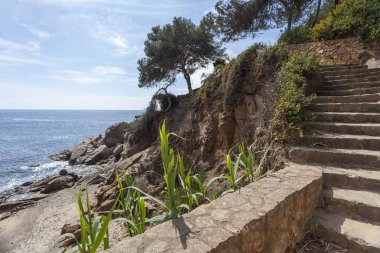 Footpath, Cami de Ronda in Lloret de Mar, Costa Brava, Katalonya, İspanya.