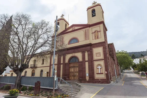 PALLEJA, ESPAÑA: Iglesia de Santa Eulalia, estilo neoclásico . — Foto de Stock