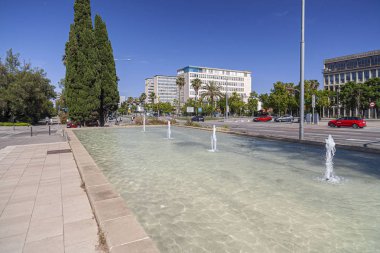 Üniversite alanında diyagonal cadde, Zona Universitaria, Barselona