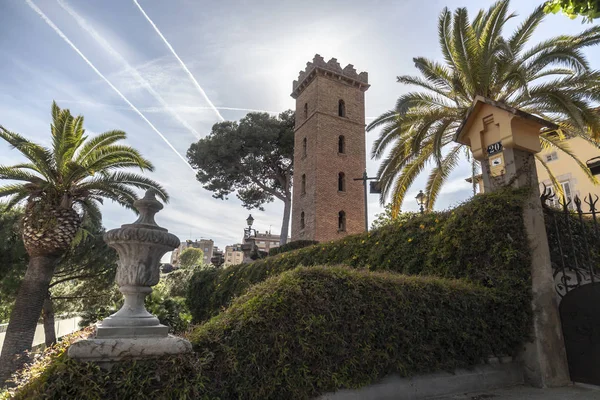 Openbaar tuinpark, Parc Can Buxeres in Hospitalet de Llobregat, — Stockfoto