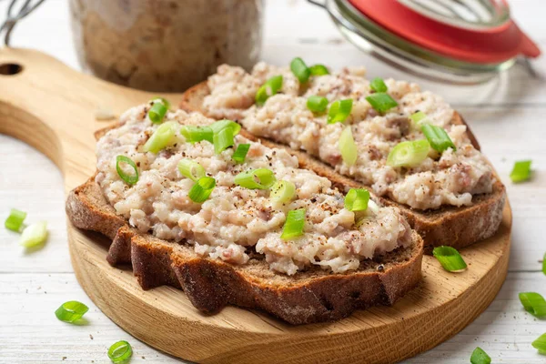 Traditional Jewish Snack Vorschmack Forshmak Bread Green Onion White Wooden — Stock Photo, Image