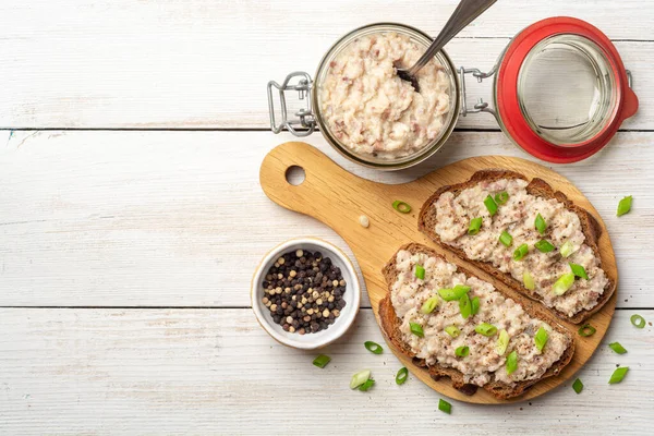 Traditional Jewish Snack Vorschmack Forshmak Bread Green Onion White Wooden — Stock Photo, Image