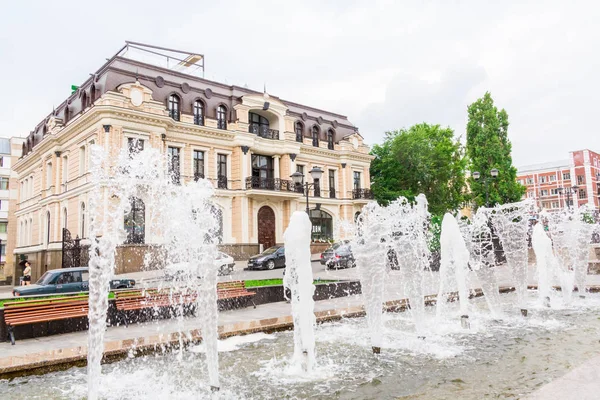 Saratov Russia Luglio 2018 Fontana Acqua Nel Centro Della Città — Foto Stock