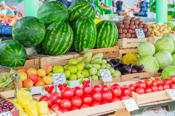 Owoców Jagód Warzyw Licznika Przy Ulicy Rynek — Zdjęcie stockowe