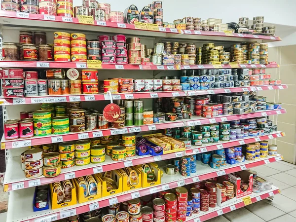 Saratov Russia January 2019 Canned Meat Fish Shelves Grocery Supermarket — Stock Photo, Image