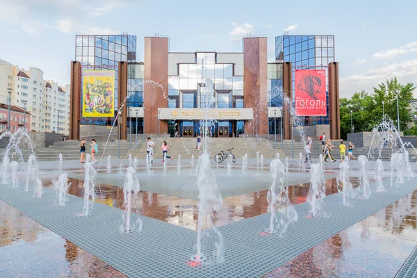 Saratov Russia June 2017 Modern Building Saratov Academic Theater Young — Stock Photo, Image