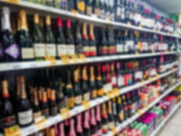 Imagen Abstracta Borrosa Mercancías Estante Una Tienda Comestibles Vino Otras —  Fotos de Stock