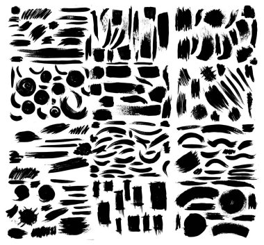 Farklı grunge fırça darbelerini ayarla. Kirli sanatsal tasarım elementleri beyaz arka planda izole edilmiş. Siyah mürekkep fırça darbeleri. Siyah izole boya fırçası koleksiyonu. Fırça darbeleri izole edildi