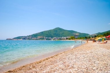 güzel plaj Karadağ, gündüz görünümünü