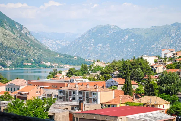 Многоэтажные Дома Горах Черногории — стоковое фото