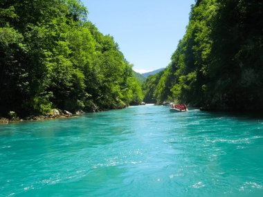 Karadağ, nehir Tara - 06 Haziran 2012: kuzeyinde Karadağ Yarışması'nda rafting de sporcuların 