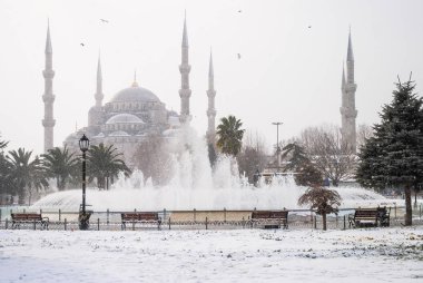 Kış Çeşme Aya Sofya Camii Meydanı