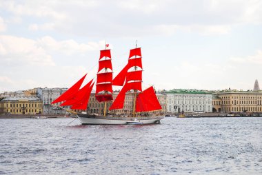 Yat Scarlet yelken St Petersburg yüzen 