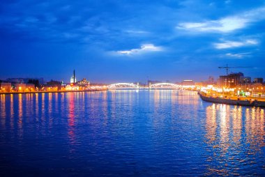 pitoresk nehir Neva, Saint-Petersburg 