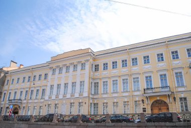 St. Petersburg sahildeki muhteşem cephe