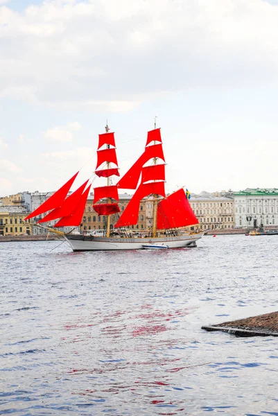 floating yacht Scarlet Sails in St. Petersburg