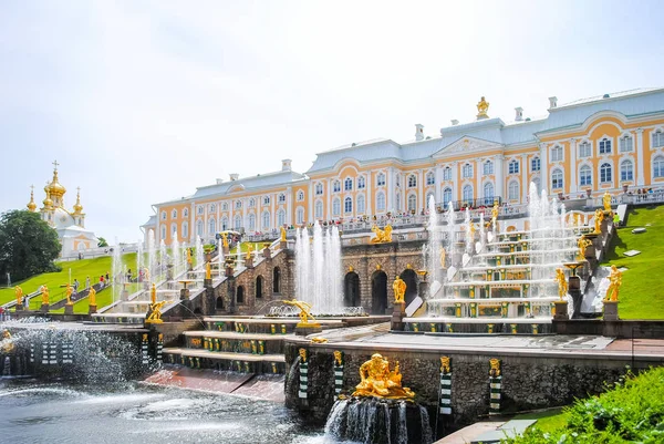 Russia Saint Peterburg June 2013 Peterhof Received Visitors Restoration Many — Stock Photo, Image