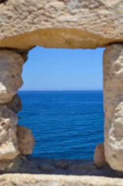 deniz manzaralı, gündüz pencereden