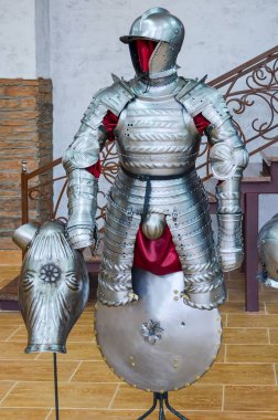 Belarus, Minsk - 08 Nisan 2015: sergiler restorasyon sonrası ziyaretçilere açılan müze içinde