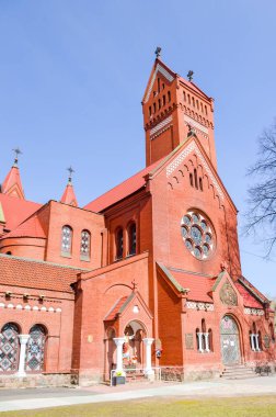 Simon ve Elena Minsk'te Katolik Kilisesi adanmış.