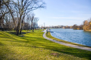 Sokakta park zafer, Minsk sarma.