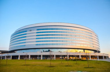 Belarus, Minsk - 10 Nisan 2016: Minsk-Arena spor kompleksi yarışmalar için hazırlanıyor toplumsal hizmetler.