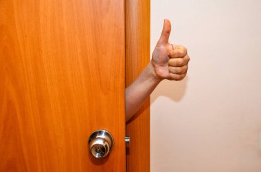 ne zaman sorun çözüldü başparmak-up jest