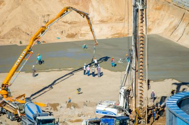 Belarus, Minsk - 07 Ağustos 2016: ritmik jimnastik Olimpiyat eğitim merkezi bina işçi