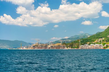 Lüks oteller Boka Kotorsky coast koyunda aşırı hafif uçaklar 