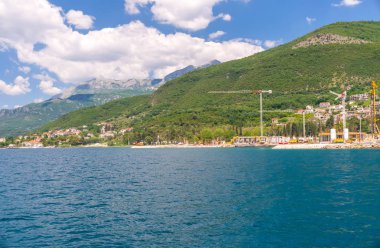 Lüks oteller Boka Kotorsky coast koyunda aşırı hafif uçaklar 