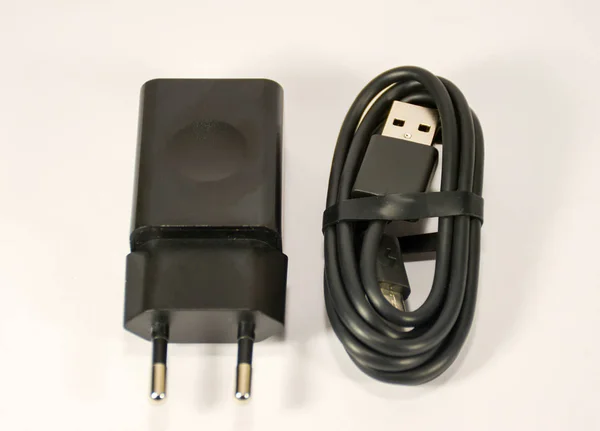 전화에 Usb 케이블 — 스톡 사진