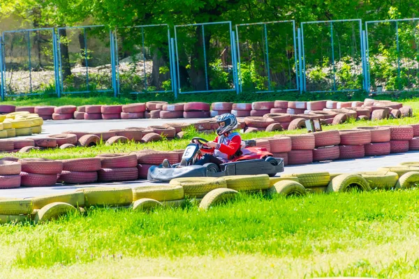 Ucrania Dnepropetrovsk Abril 2017 Concursos Iniciación Entre Los Niños Parque — Foto de Stock