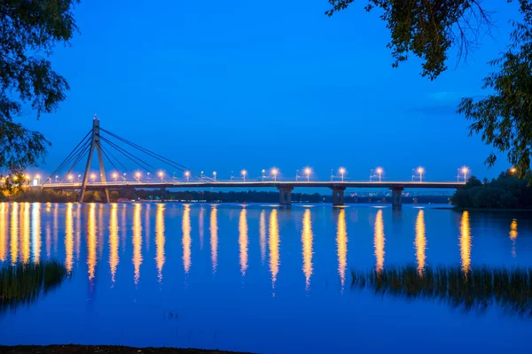 Bridge Wide River Dnieper Nighttime Kiev Ukraine — Stock Photo, Image