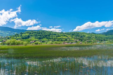 gündüz, Vadisi'nde büyük dağ Gölü 