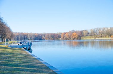 Doğal Svisloch nehir Minsk'te görünümünde kış manzarası 