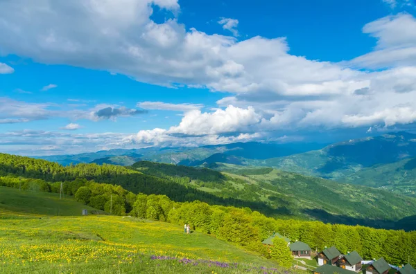 Маленькие Домики Подножия Горы Комови Черногория — стоковое фото
