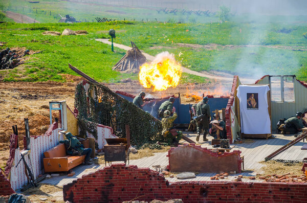 БЕЛАРУС, Минск - 7 мая 2016 года: мероприятие в историко-культурном центре "Линия Сталина", посвященное Дню Победы
