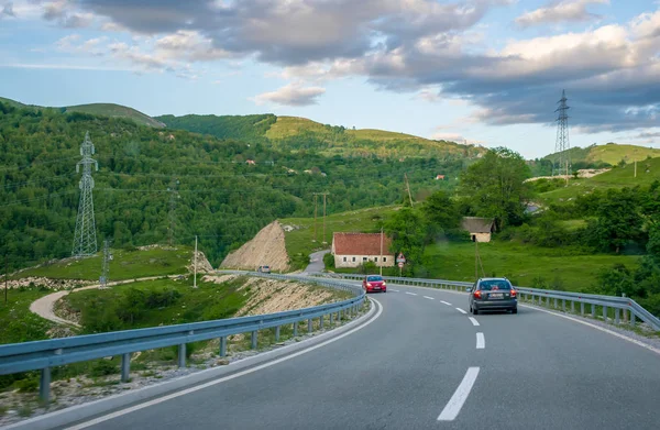 Czarnogóra Žabljak Maja 2017 Turystów Podróżujących Górskich Drogach Czarnogóry Samochodem — Zdjęcie stockowe