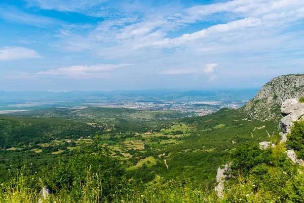 Vista Panorâmica Vale Verde Montanha — Fotografia de Stock