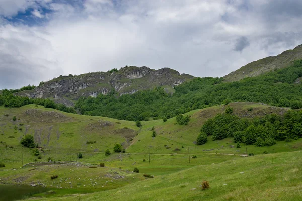 View Grey Stormy Sky Mountain Lake — Stock Photo, Image