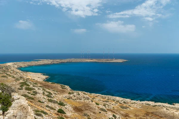 地中海沿岸の山頂からの美しい景色 — ストック写真
