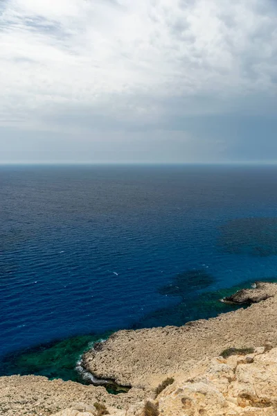Pintorescas Vistas Costa Mediterránea Desde Cima Montaña — Foto de Stock