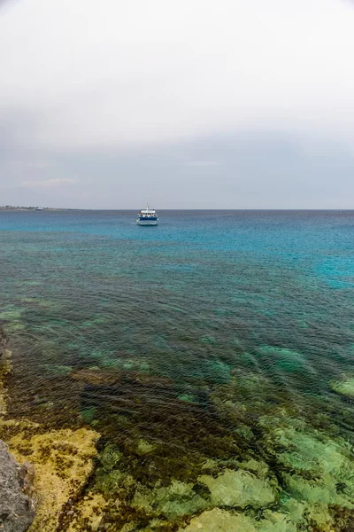 Cipro Capo Cavo Greco Maggio 2018 Turisti Bordo Una Nave — Foto Stock