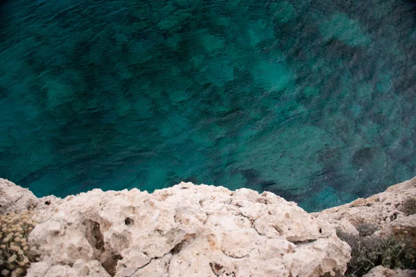 Accogliente Baia Pittoresca Sulle Rive Del Mar Mediterraneo — Foto Stock