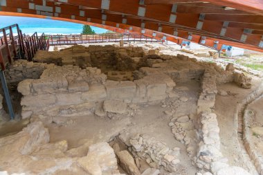 antik bina ahşap yapı 