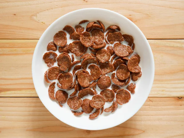 Cioccolato Colazione Cereali Una Ciotola Bianca Sul Tavolo Legno Vista — Foto Stock