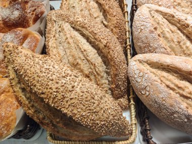 Kabuklu kabuğu, tahıl, fırında maruz ekmek sepetleri.