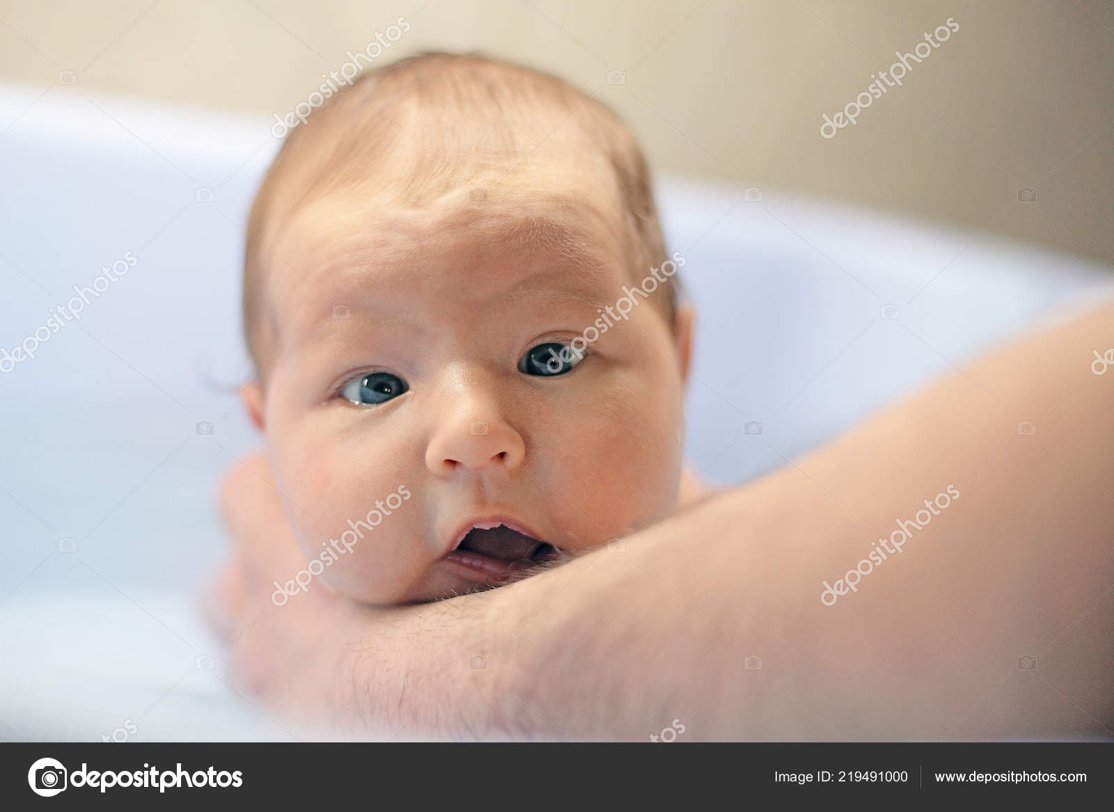 Soft Focus Bebe Mois Bains Bebe Bonne Sante Heureux Fond Image Libre De Droit Par Alexander Safonov C Soft Focus Bebe Mois Bains Bebe Bonne Sante Heureux Fond Image Libre De Droit Par Alexander Safonov C