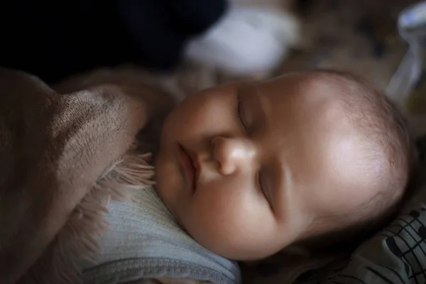Bebé Dormido Cama —  Fotos de Stock
