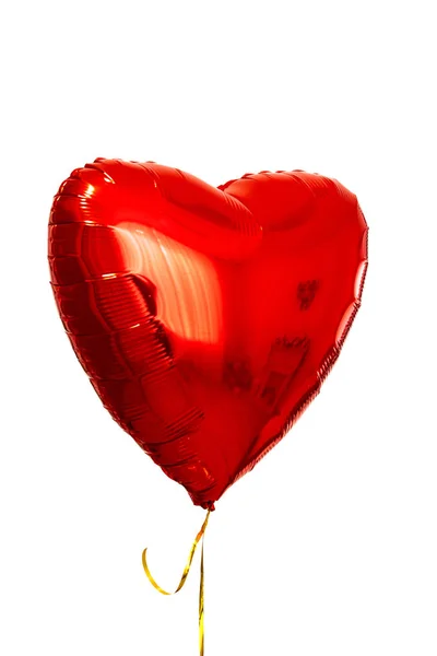 Jeden obiekt piłka, Duże czerwone serce urodziny, Walentynki. ISO — Zdjęcie stockowe